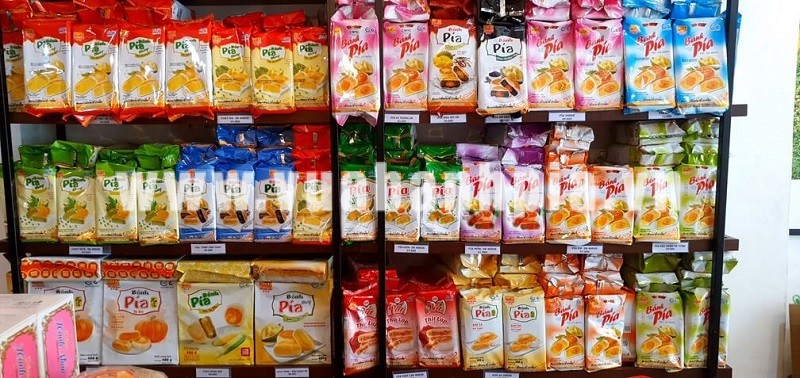 cửa hàng bánh pía Tân Huê viên tại quận 1